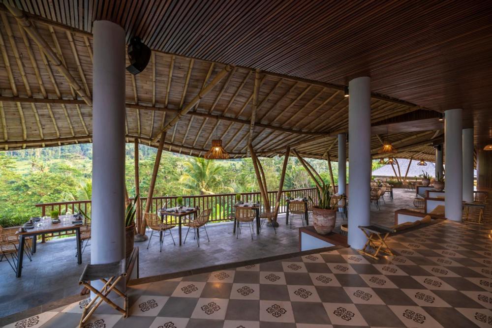 Wapa Di Ume Sidemen Hotell Exteriör bild The restaurant at the resort
